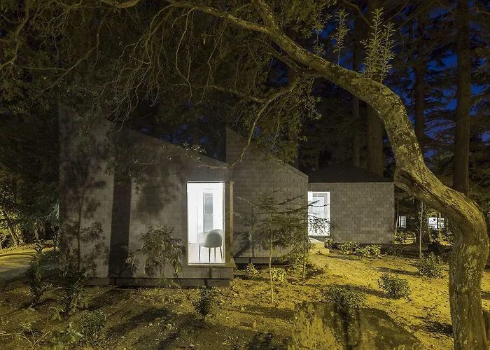 & Nature Park 4* Pedras Salgadas